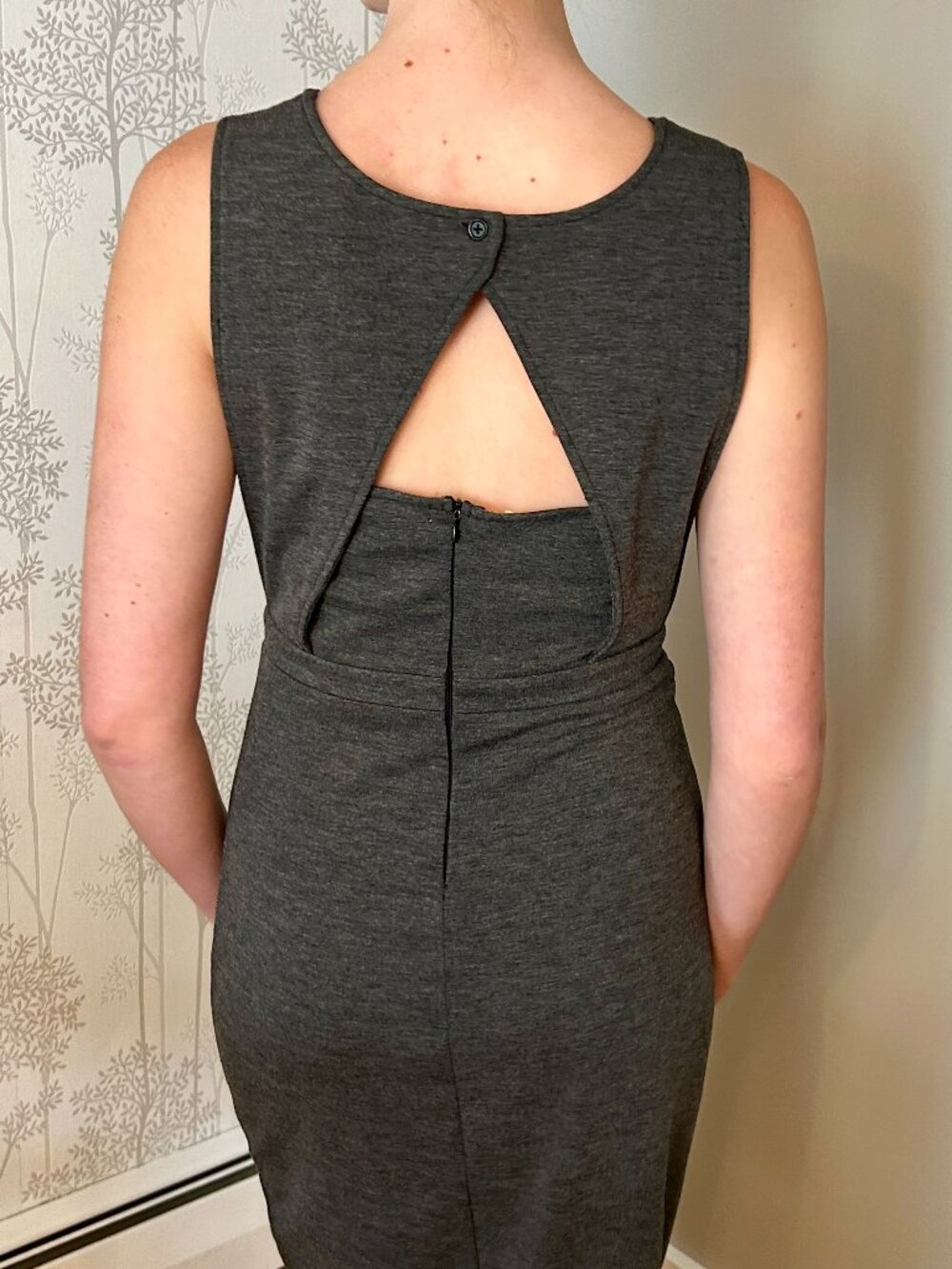 cupcakes and cashmere grey stretch dress Size Small
